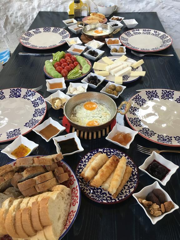 Zakkum Pansiyon カシュ エクステリア 写真